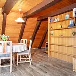Gemuetliches Nurdachhaus Bodensee Hébergement de vacances Immenstaad am Bodensee