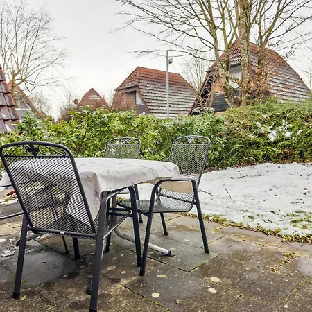 Gemuetliches Nurdachhaus Bodensee 度假居 *